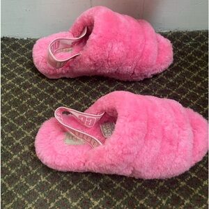 Ugg Fluff yea slippers